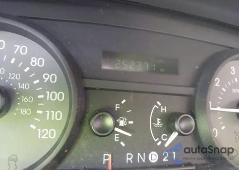 2007 Mercury Grand Marquis Gs from USA, damaged, VIN 2MEFM74V67X635456